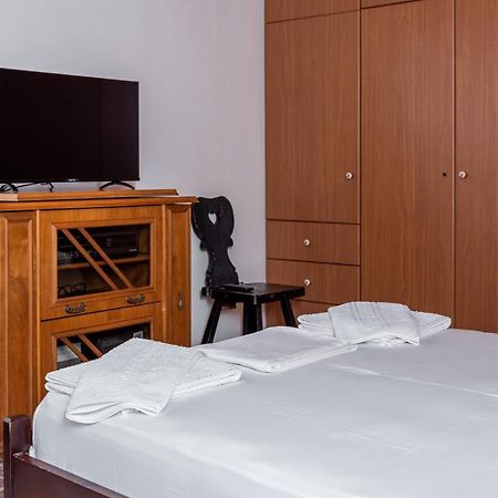 Kosta'S Apartments Воница Екстериор снимка