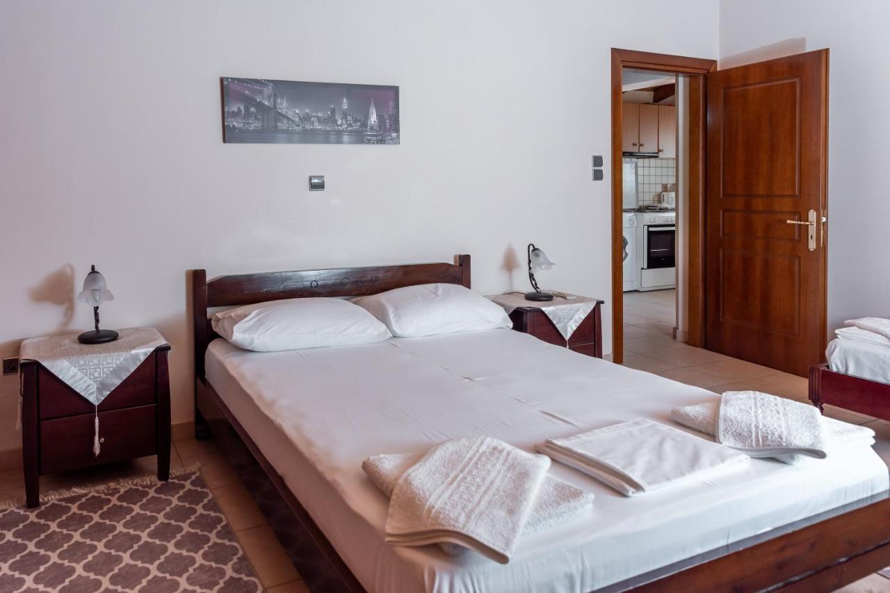 Kosta'S Apartments Воница Екстериор снимка