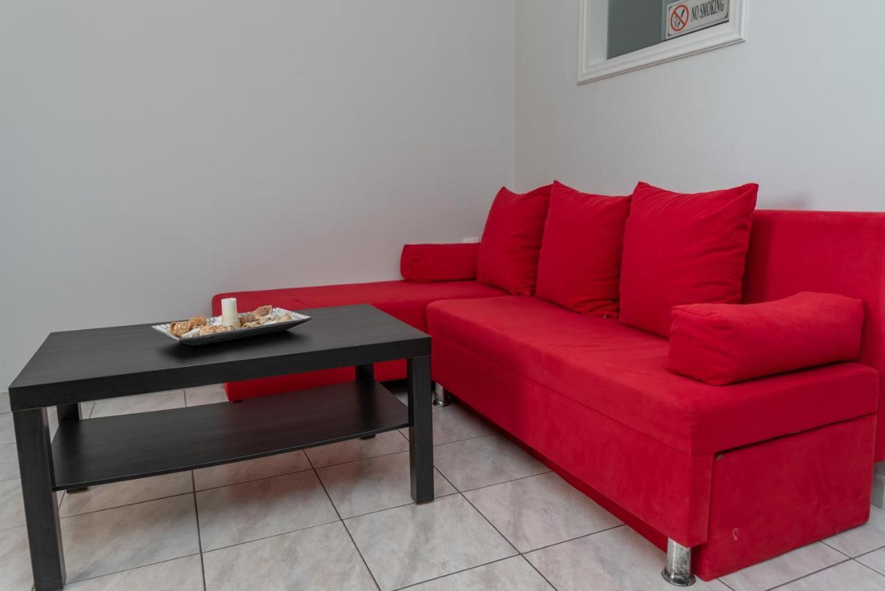 Kosta'S Apartments Воница Екстериор снимка