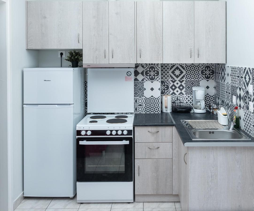 Kosta'S Apartments Воница Екстериор снимка