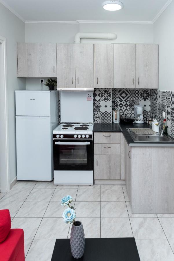 Kosta'S Apartments Воница Екстериор снимка