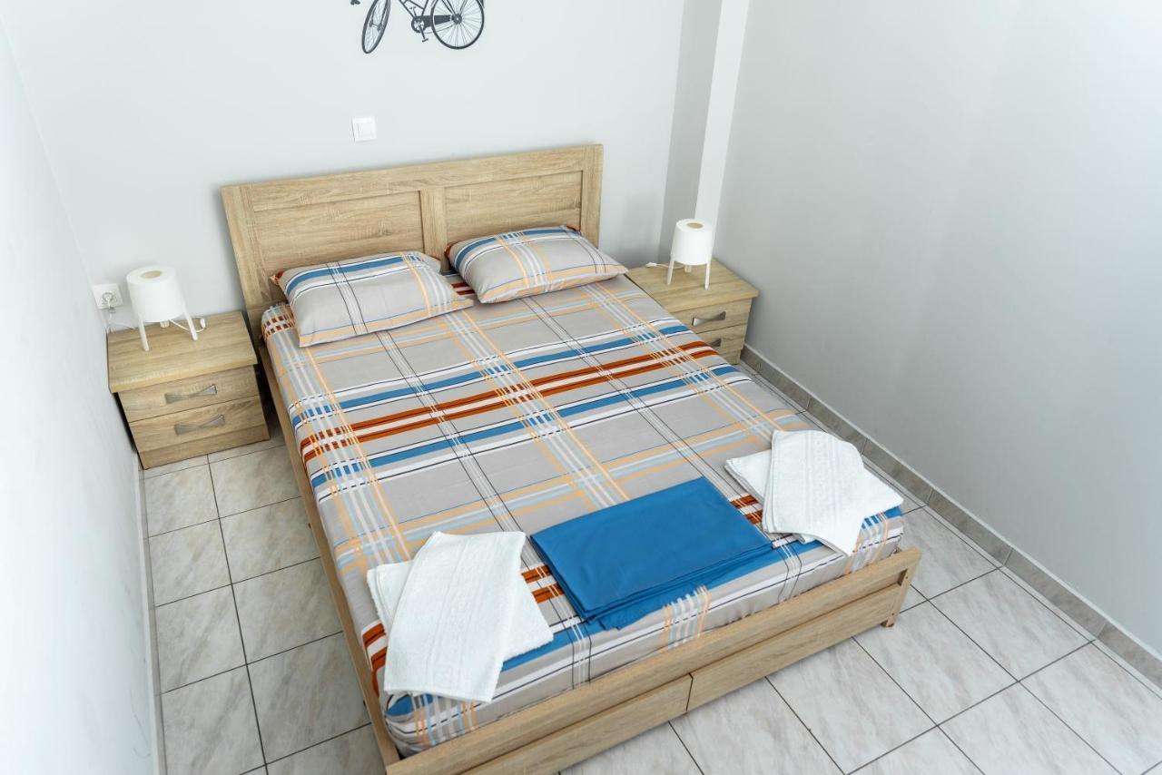 Kosta'S Apartments Воница Екстериор снимка